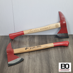 Feuerwehrbeil mit Einreißpickel und Schneidenschutz